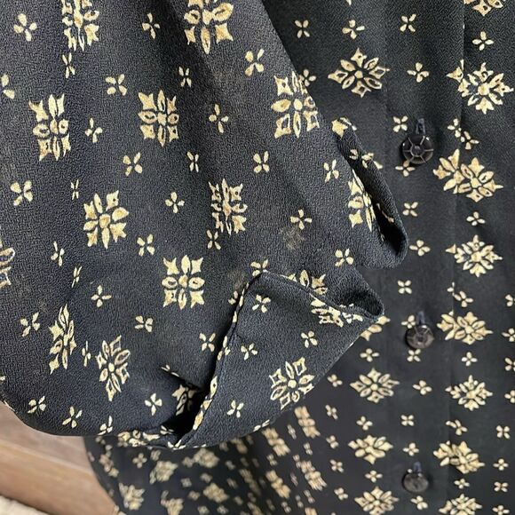 Emma James Ldies Button Blouse, Size 16, Black And Tan Floral - Picture 5 of 5